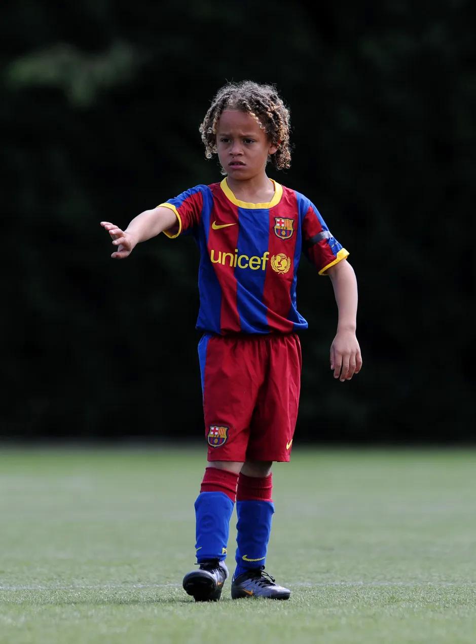 年欧洲杯半, 之后加盟埃, 的年轻球员