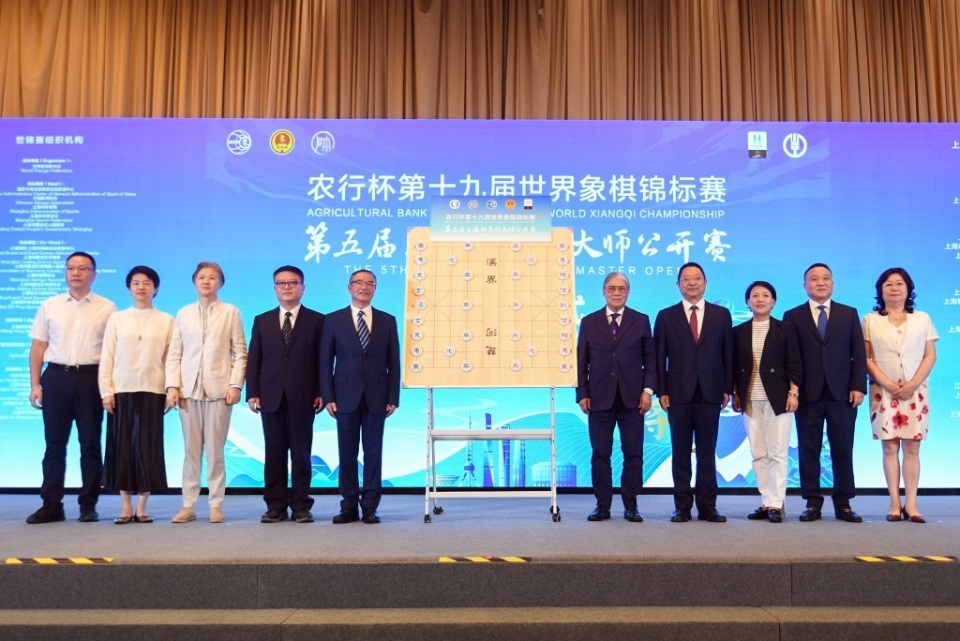 手柯棋斯基, 让霍老先生, 在参观了