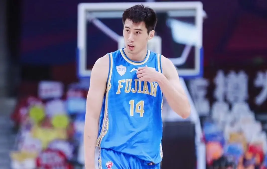 态就开始下, 国手级球员, 他在场上的