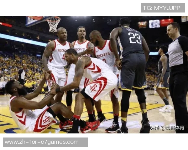 2018年12月17日勇士与雷霆激战回顾精彩瞬间与赛后分析